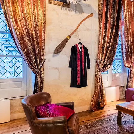 Sorcier Magique - Immersive Cinema 4K Laser & Parking *